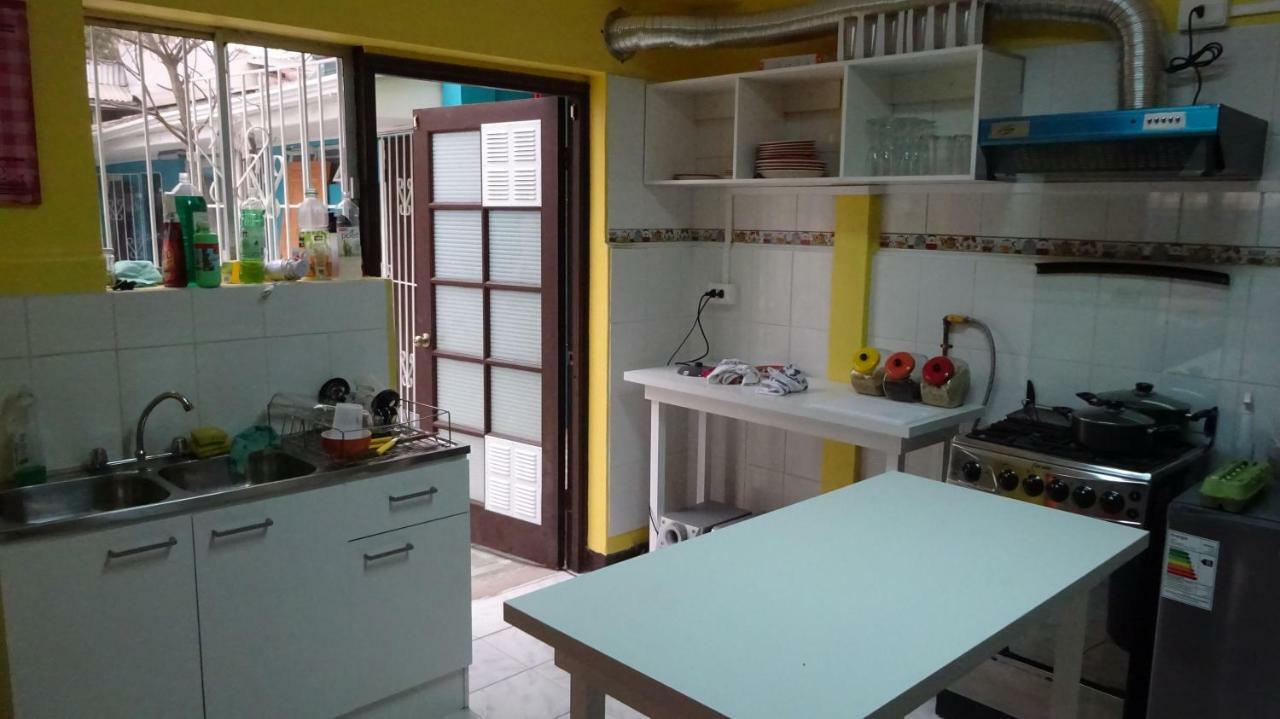 Hostal Viaggio วิญาเดลมาร์ ภายนอก รูปภาพ